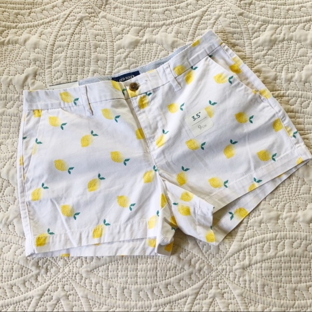 NWT Old Navy Lemon Everyday Shorts - size 4